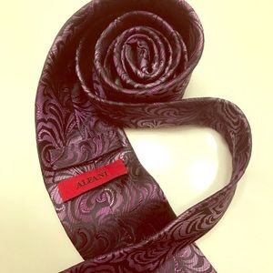 NWOT Alfani Purple Gradient Silk Tie